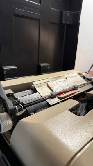 Máquina de escribir Olivetti Lettera 35