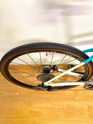 GRAVEL SPECIALIZED DIVERGE CARBONO L