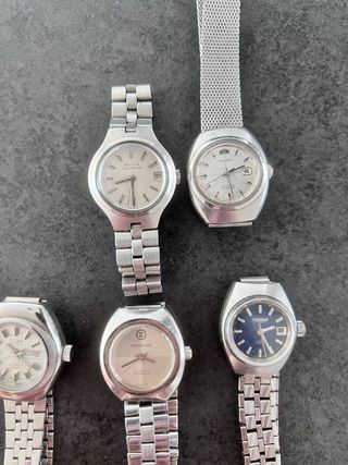 Lote 4 Relojes Mujer: Bulova, Orient, Titan