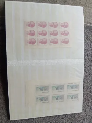 Lote sellos + álbum filatélico