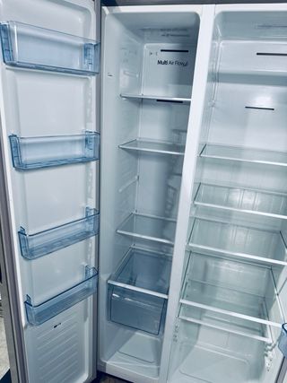 136.Frigorifico Americano Hisense Inox NO FROST