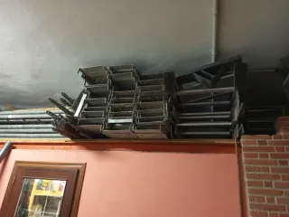 Andamios europeos,hay para armar unos 450m