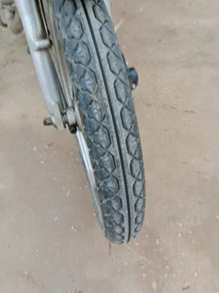 Moto Honda Clásica Carretera