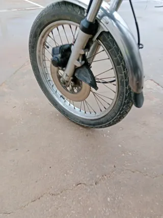 Moto Honda Clásica Carretera