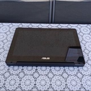 Asus Transformer Flip 10 Win10 4GB RAM 60GB SSD