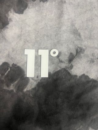 Talla XS. Camiseta manga corta ajustada 11ºDEGREES