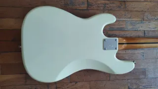 Bajo SX Precisión Vintage White