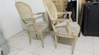 Sillas estilo Luis XVI ratán y madera