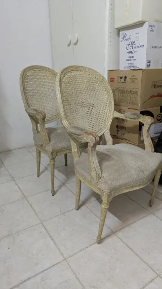 Sillas estilo Luis XVI ratán y madera