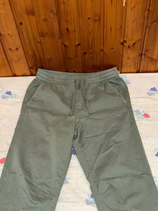 Pantalón Zara Verde Talla M