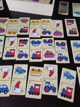 Domino de madera de vehículos