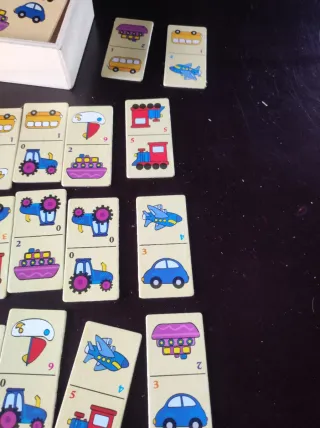 Domino de madera de vehículos