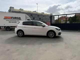 Peugeot 308 5p Allure Pack BlueHDI 130 S&S