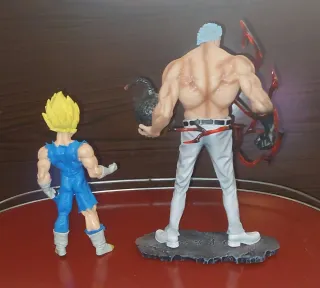 Figuras Vegeta Majin y Garp