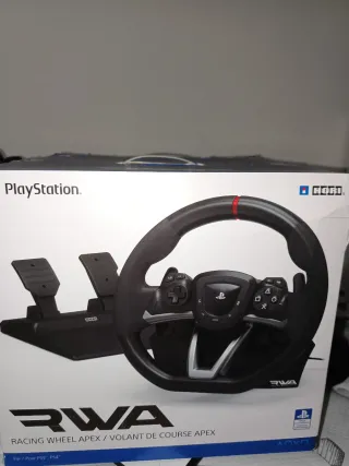 Volante Hori PS5/PS4 con pedali