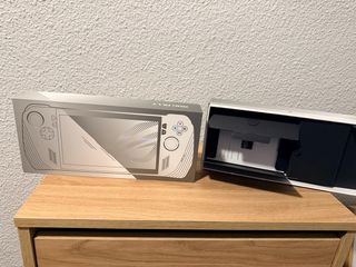 Cajas Asus ROG Ally y Nintendo Switch Lite