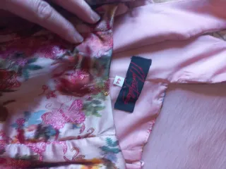 Traje de ceremonia mujer floral rosa