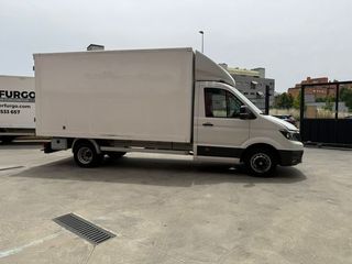Volkswagen Crafter CARROZADA L4 177 CV CON TRAMPILLA
