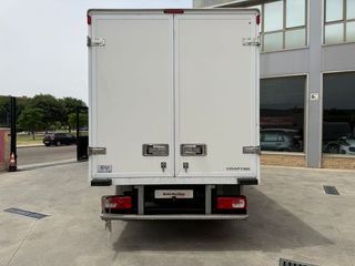 Volkswagen Crafter CARROZADA L4 177 CV CON TRAMPILLA