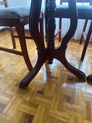 Mesa de comedor con 6 sillas