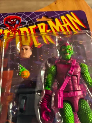 FIGURA GREEN GOBLIN MARVEL LEGENDS SERIES HASBRO