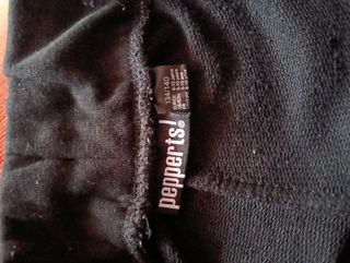 Pantalones cargo negros con cadena