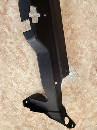 Soporte Radiador Toyota Land Cruiser