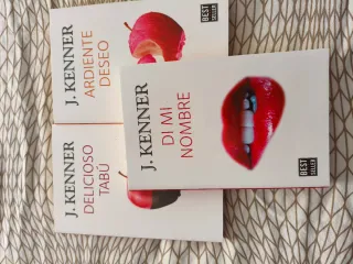 Pack de tres libros. En buen estado.