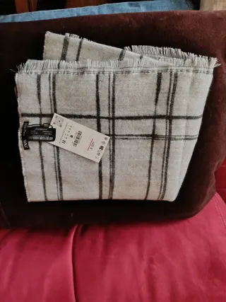 Bufanda Zara cuadros gris