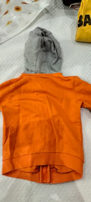 Felpa con cappuccio arancione NYC