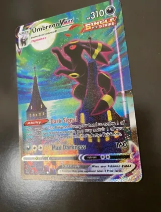 Carta Pokémon Umbreon VMAX