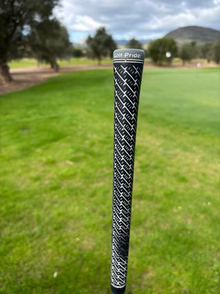 Driver junior con cabeza Cobra King 454 Comp 10.5.