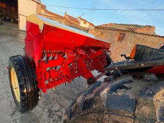 Sembradora de cereal Pablo Granado S.A.