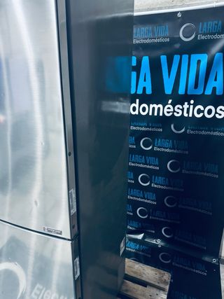 139.Frigorifico Combi Lg inox No Frost Inox  2x60