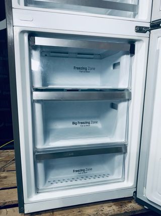 139.Frigorifico Combi Lg inox No Frost Inox  2x60