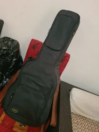 Guitarra Flamenca Sagrista Eléctrificada.