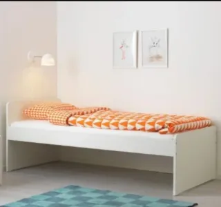 Cama infantil IKEA blanca