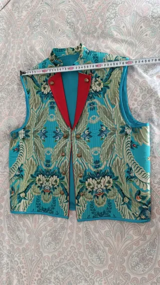 Chaleco fallero bordado