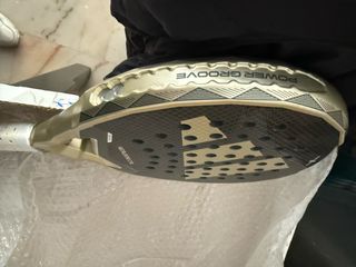 Pala de padel adidas Metalbone control dorada