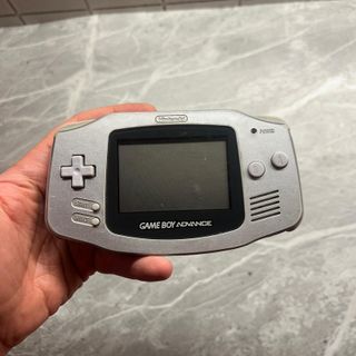 Game Boy Advance AGB-001 Argento Restaurato