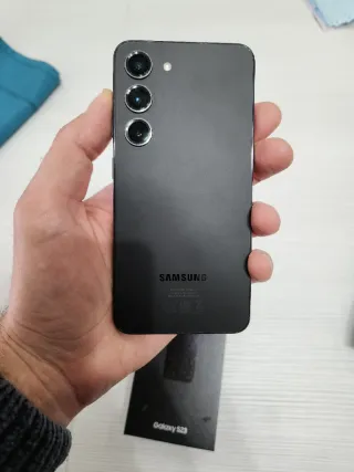 Samsung Galaxy s23 nero 128gb perfettamente funzio