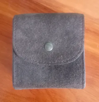 Scatola di velluto nero Cartier