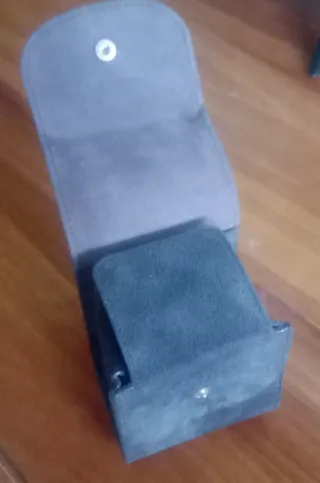 Scatola di velluto nero Cartier