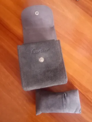 Scatola di velluto nero Cartier