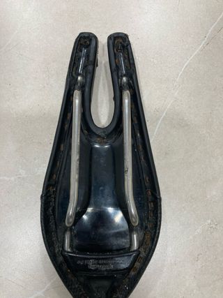 Sillín ISM Adamo Attack Negro