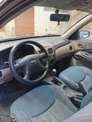 Etiqueta B Nissan Almera 1.5 gasolina