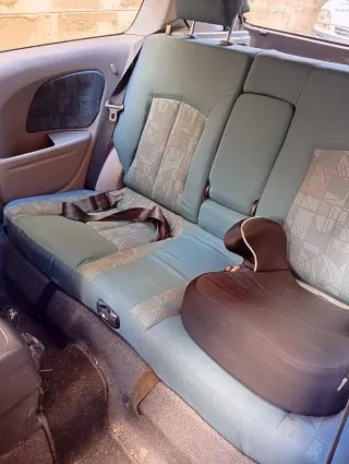 Etiqueta B Nissan Almera 1.5 gasolina