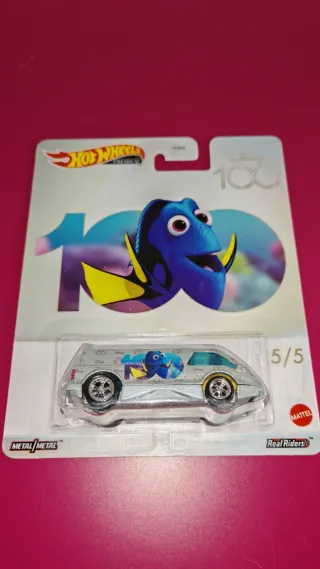 Hot Wheels Premium Disney 100 Dory