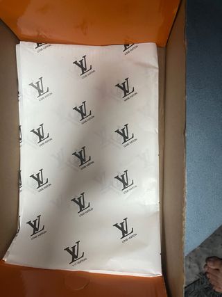 Zapatillas Louis Vuitton Negras y Blancas