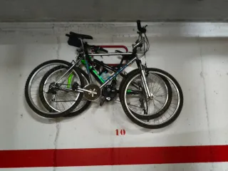 2 bicicleta una 24 y otra de 26